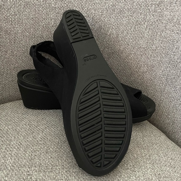 CROCS-womens Leigh Ann Slingback Wedge Wedges size 7 - Picture 4 of 5